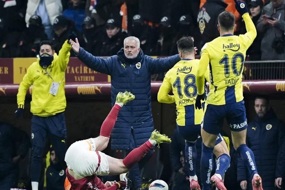 穆里尼奥：佛罗伦萨将是强硬对手，需全力以赴的简单介绍