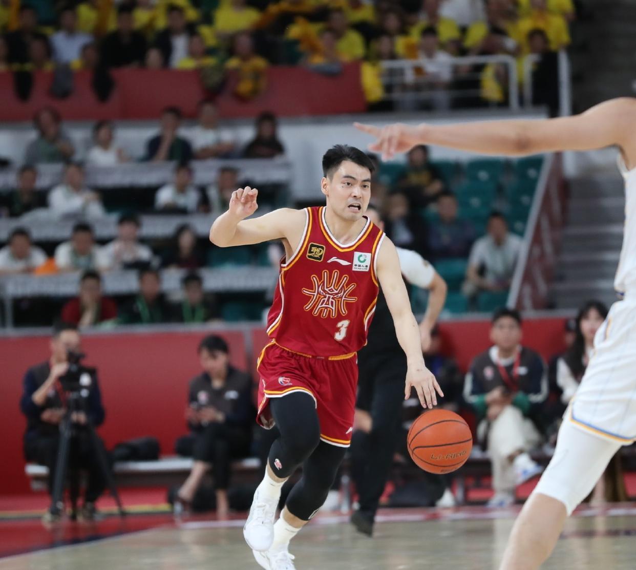 夏尔尔瓦尔俱乐部遭遇危机，球员状态低迷