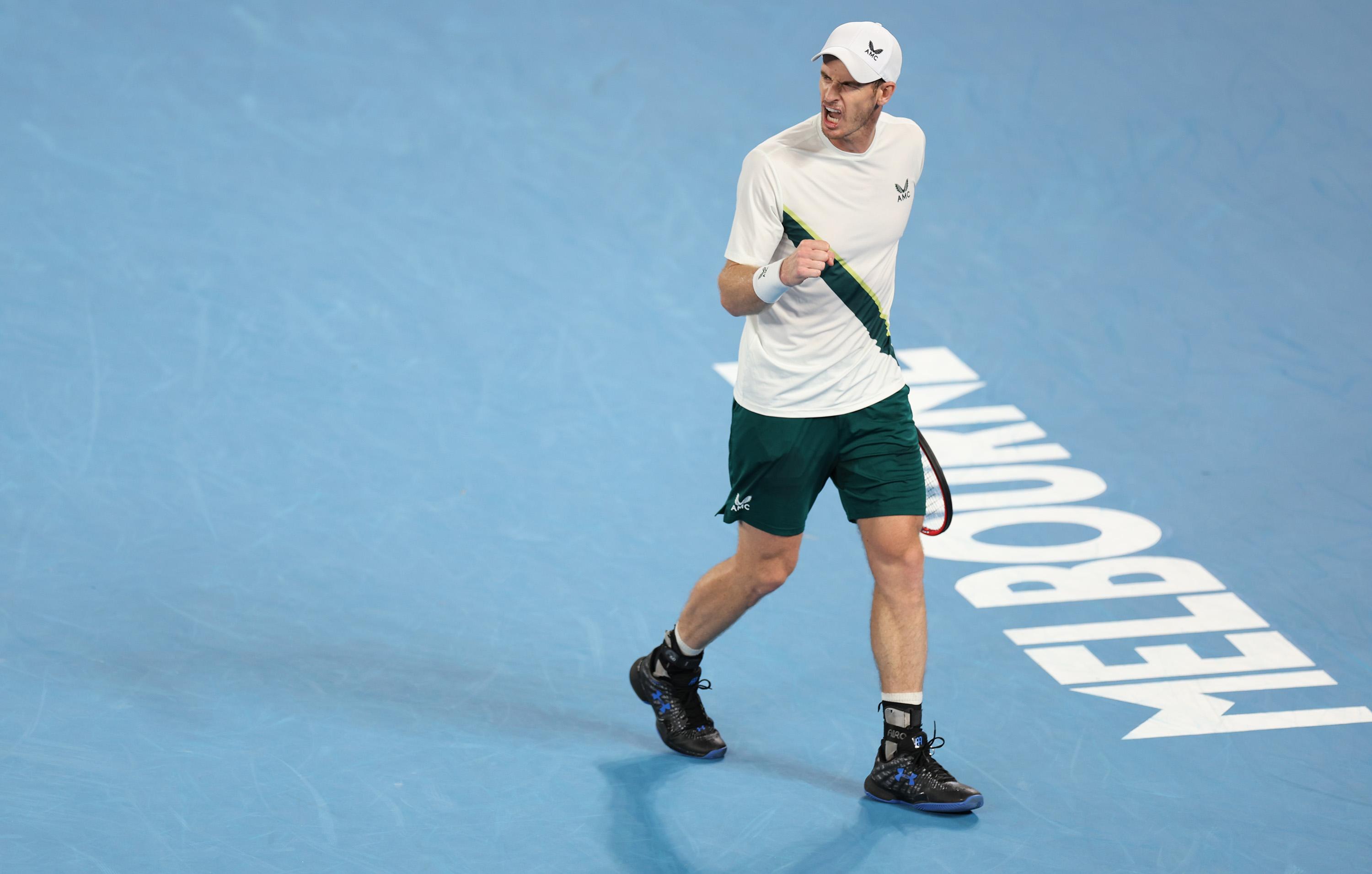 德国网球队鏖战法国网球队，穆雷绝境逆转